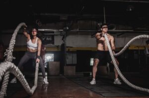 couple-battle-ropes