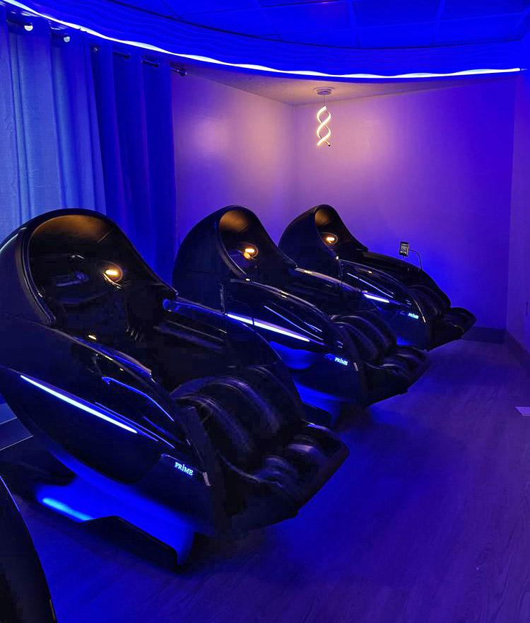 Relaxing Massage Chairs for Spa IV Therapy